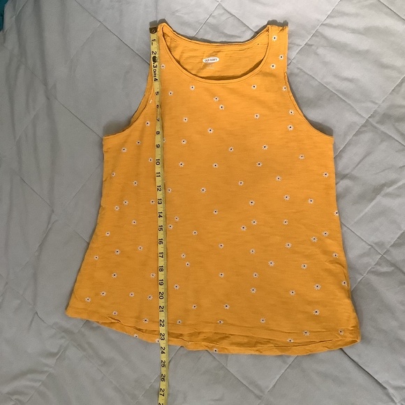 Old Navy daisy everywear tank top small - Picture 4 of 7